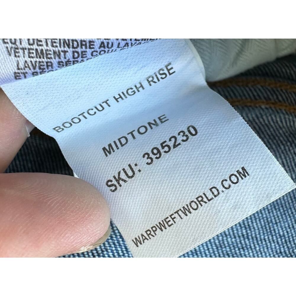 NWT Warp & Weft Bootcut High Rise Jeans 10/30 Midtone Premium Denim QVC Classic - Picture 8 of 9